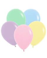 vozdushnyy-shar-s-assorti-makaruns-5-image-0